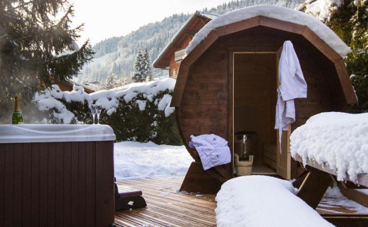 Chalet Aux Joux in Morzine , France image 14 